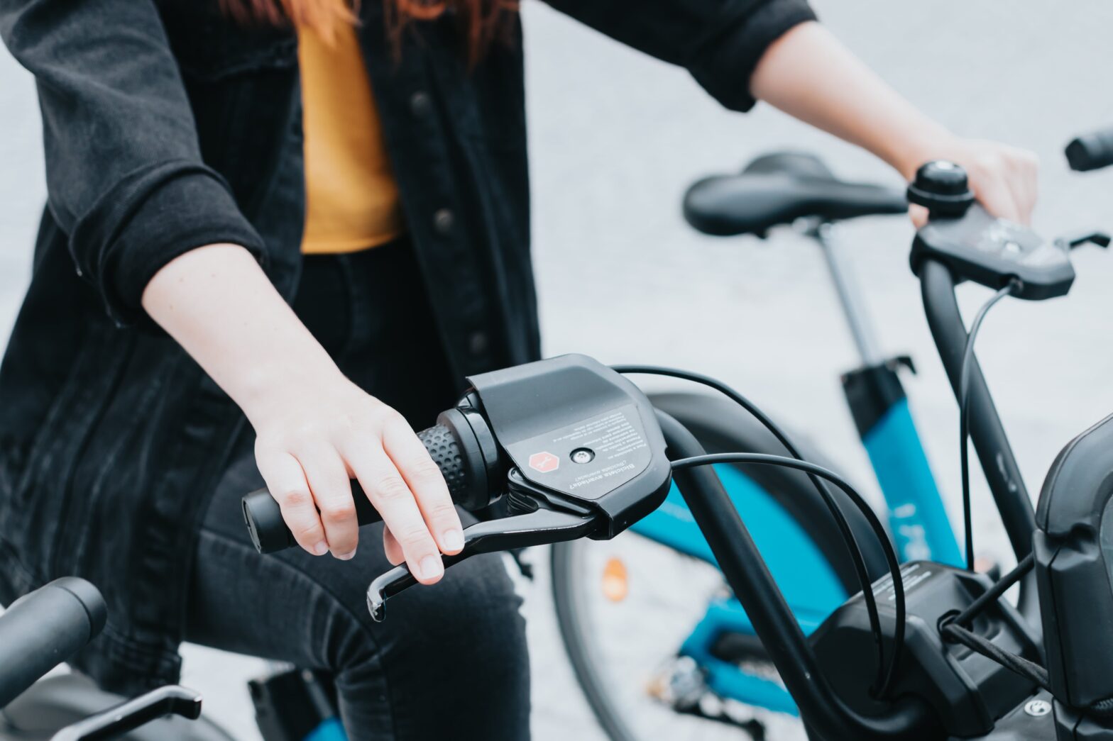 e-bike in chicago
